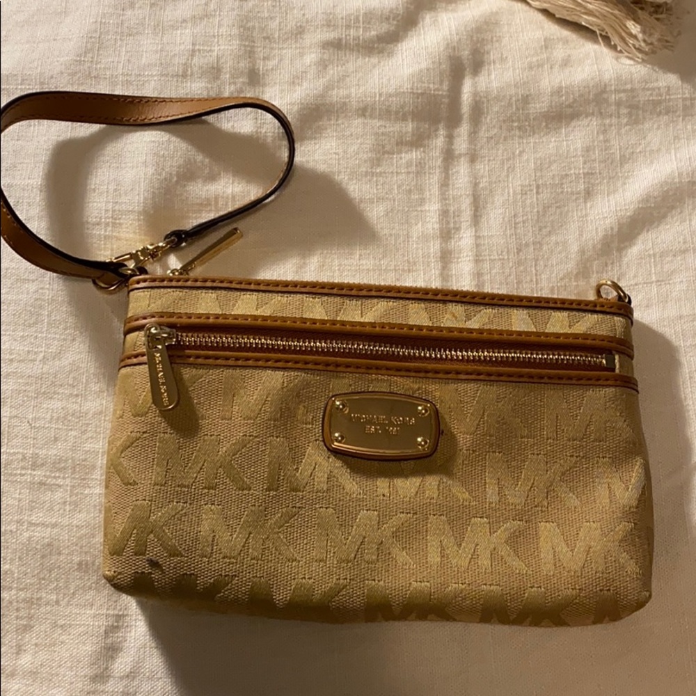 Michael Kors Logo Wristlet in gold